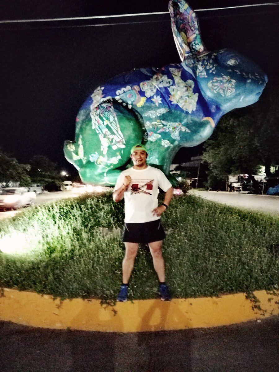 JosuManuelAven1's tweet photo. Tú eres la motivación!
#GER2020 #RUNWITHUS #amolasrutas #inspirandometas #teamligadelajusticiarunner #mmgtch #mmmco #yoelegicorrer porque #corrersana #siesegordopudo https://t.co/V8VHRECh9O