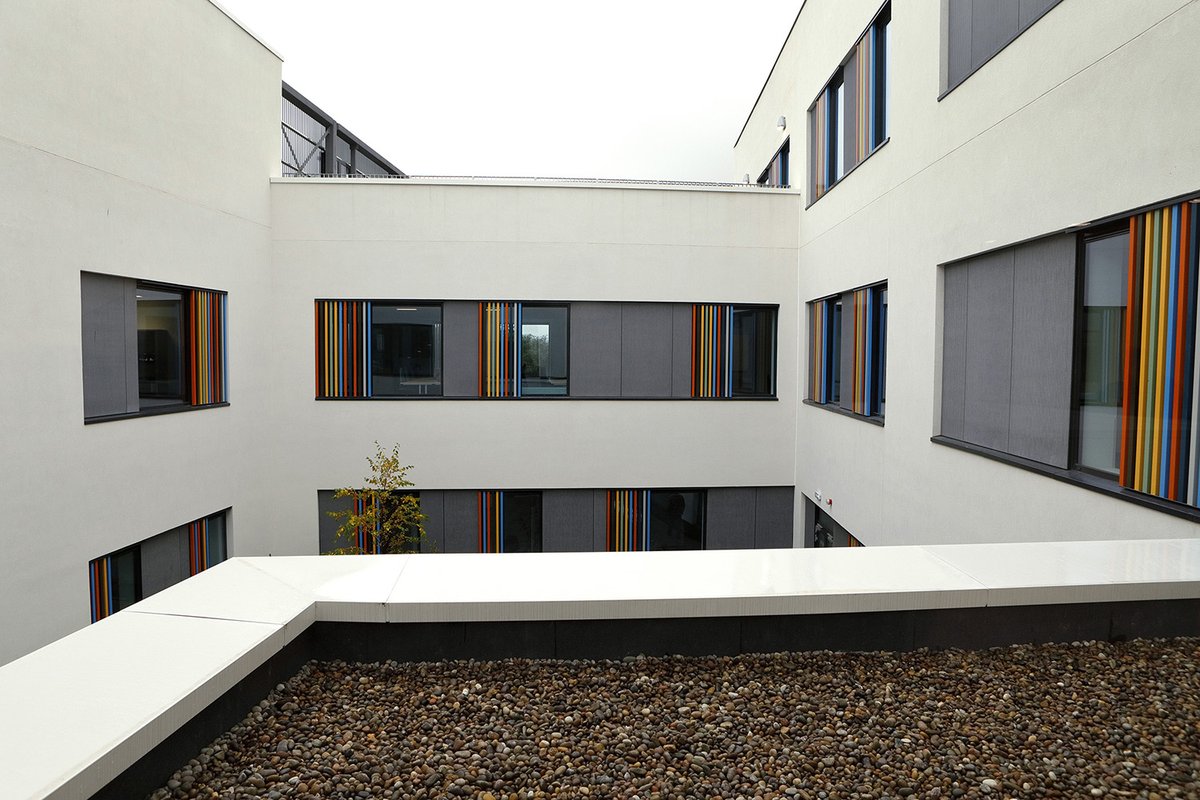 HubSouthEast's tweet photo. We've handed over the complete #EastLothianCommunityHospital to @NHS_Lothian &amp;  @ELHSCP. This project is a great example of partnership working, delivering a #HighQuality facility, on time and within budget #DevelopmentPartnerOfChoice https://t.co/Sj93ZQro4f https://t.co/J3r0BCrlho