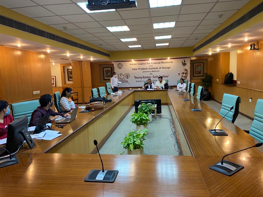 UpidrOfficial's tweet photo. Preparations undergoing for the "Weaving Relations: Textile Traditions" international webinar by ICCR and the #UPID on textiles and weaving on 3 Oct 2020 to commemorate #Gandhi150 celebrations.
Registration Link: https://t.co/Ox6Y0L8Vmr
#WeavingRelations #textiletraditions https://t.co/XStWsSB6zl