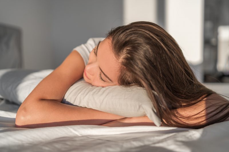 JasonBKaster's tweet photo. Stomach Sleepers โ What is Sleeping on Your Stomach Doing to Your Spinal Alignment?https://t.co/XzikFn2VKb #ChiropractorFortMyers #DrKaster #Sleep #health #wellness https://t.co/VVmm2Uubvf