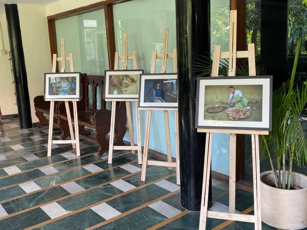UpidrOfficial's tweet photo. Preparations undergoing for the "Weaving Relations: Textile Traditions" international webinar by ICCR and the #UPID on textiles and weaving on 3 Oct 2020 to commemorate #Gandhi150 celebrations.
Registration Link: https://t.co/Ox6Y0L8Vmr
#WeavingRelations #textiletraditions https://t.co/XStWsSB6zl