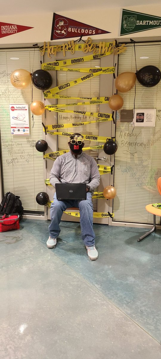 DrKLDixon1's tweet photo. Lolol...Happy Early Bday to THE BEST colleague/work fam @CedricPeeples 🥳🎂!! The 8th grade team got him again!! Good luck on the scavenger hunt for your items 😂😂😂!! #GotEm #8thGradeStrikesAgain @McNairFCS @CindyMcClammey @jppearl08 @misskjones20 @maddenjthomas00 https://t.co/rDojIOXQJe