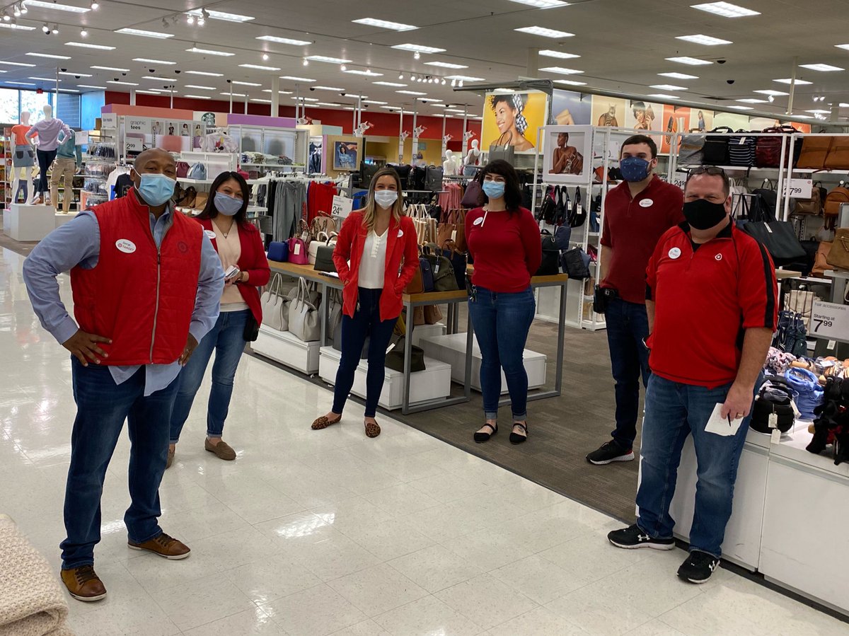 Nicole Lesniewski tweet media