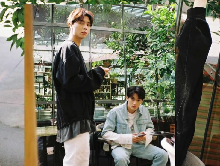 Bukan doyoung tp ini vibesnya bandung banget, jadi izinkan akuanak NCT nongkrong @ Miss Bee Providore, Ciumbuleuit