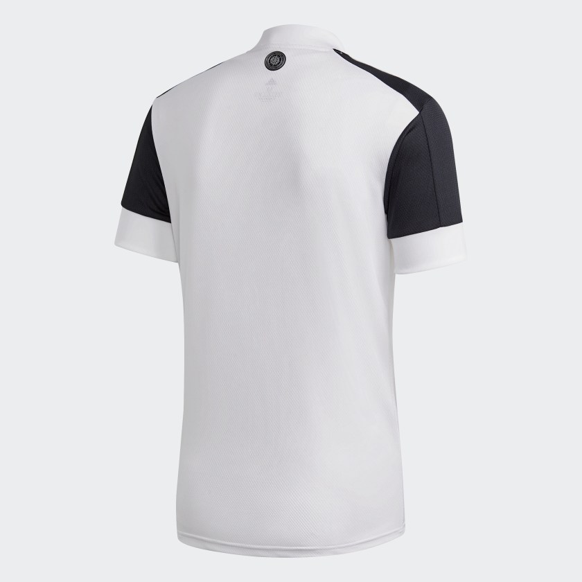 jerseymurce's tweet photo. FULHAM FC 20/21 HOME JERSEY https://t.co/3la8RGW9cn