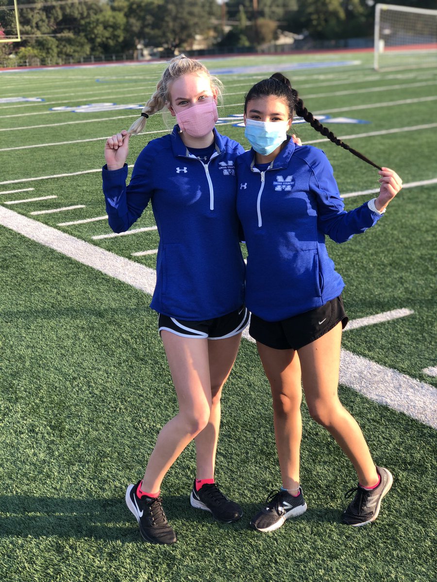 macarthurxc's tweet photo. Ending the week, before race day,  with Twin Day! Some of the faves❤️ https://t.co/ANSpeMWwHQ