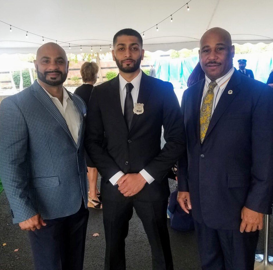 MALEAUSA's tweet photo. Congratulations to our MALEA brother Hassam Hashmi for his appointment an Edison Twp. Police Officer. Hassam worked as a Rutgers New Brunswick Police Officer previously. We wish you a successful career on behalf of all #MALEA members. @EdisonPolice https://t.co/vckuSEgCIt