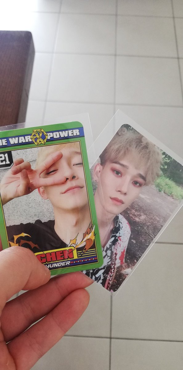 JustineYuki's tweet photo. FKEKFKEIJFNE ELLES SONT MAGNIFIQUES
Thank you @JPhotocards for this Chen pcs 😍 https://t.co/WhQCv3dDCY