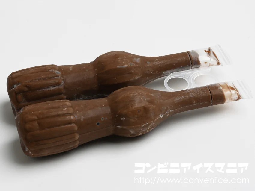 パピコから新発売！カカオ50％のチョコチップを混ぜた濃厚ビターショコラ味『パピコ　大人のビター』が期間限定で発売！