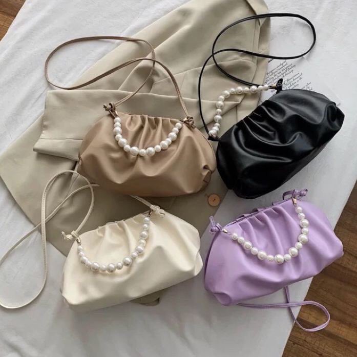 Pearl Dumpling Bag RM35___ READY STOCK  POSTAGE : SM RM8 / SS RM11___Product Info:Main material: PUSize: 270*160*80mm/10.63*6.3*3.15inColor: Purple, Black, Khaki, White