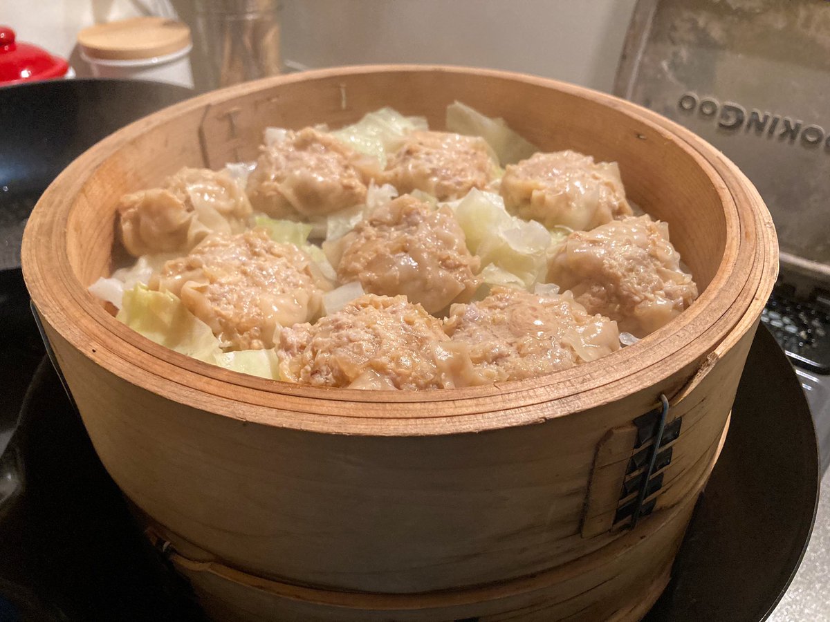 Djみそしるとmcごはん 今日も勘焼売を作りました ごま油であめ色に炒めた玉ねぎ 2つ分いれたよ 歯列矯正 のワイヤーを調整したばかりで 柔らかいものが食べたかったので つなぎに卵を入れる かなりふんわりしたけど ややハンバーグっぽい 卵無しで Djみそしるとmcごはん 今日も勘焼売を作りました ごま油であめ色に炒めた玉ねぎ 2つ分いれたよ 歯列矯正 のワイヤーを調整したばかりで 柔らかいものが食べたかったので つなぎに卵を入れる かなりふんわりしたけど ややハンバーグっぽい 卵無しで