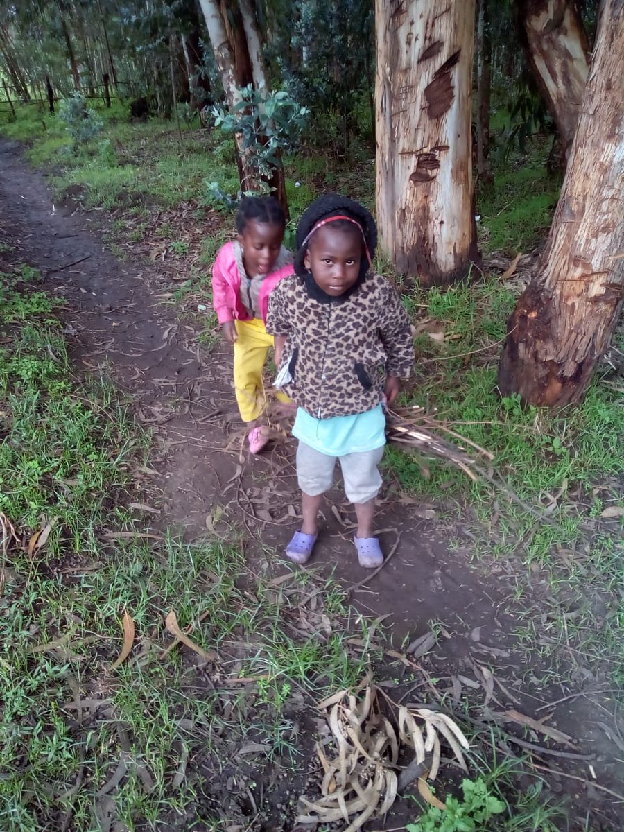LucyGatimu3's tweet photo. Nyandarua county is where we belong na hapa no kazi tu😅😅#mylifepartners https://t.co/HBbyzYQv4O