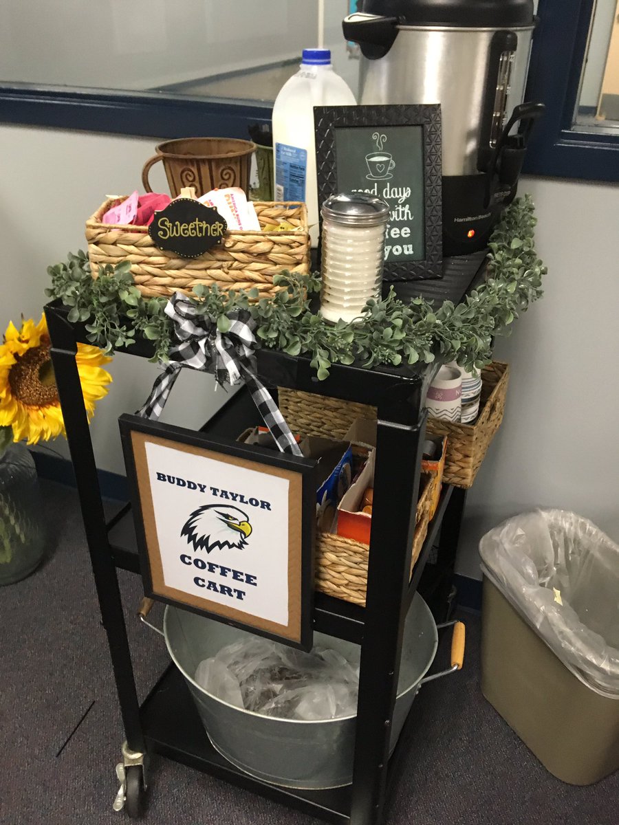 BTMSSTEM's tweet photo. It’s the little things that mean the most sometimes!! Thank you @BBoss12345 @CronkCara @supersstacia @BTMSeagles for the fresh hot coffee and for making it a great start to my day ☕️😁 Happy Friday Everybody #thisiswhyBTMS #lovemyadminteam #f🦅mily https://t.co/sAG9dlEzYs