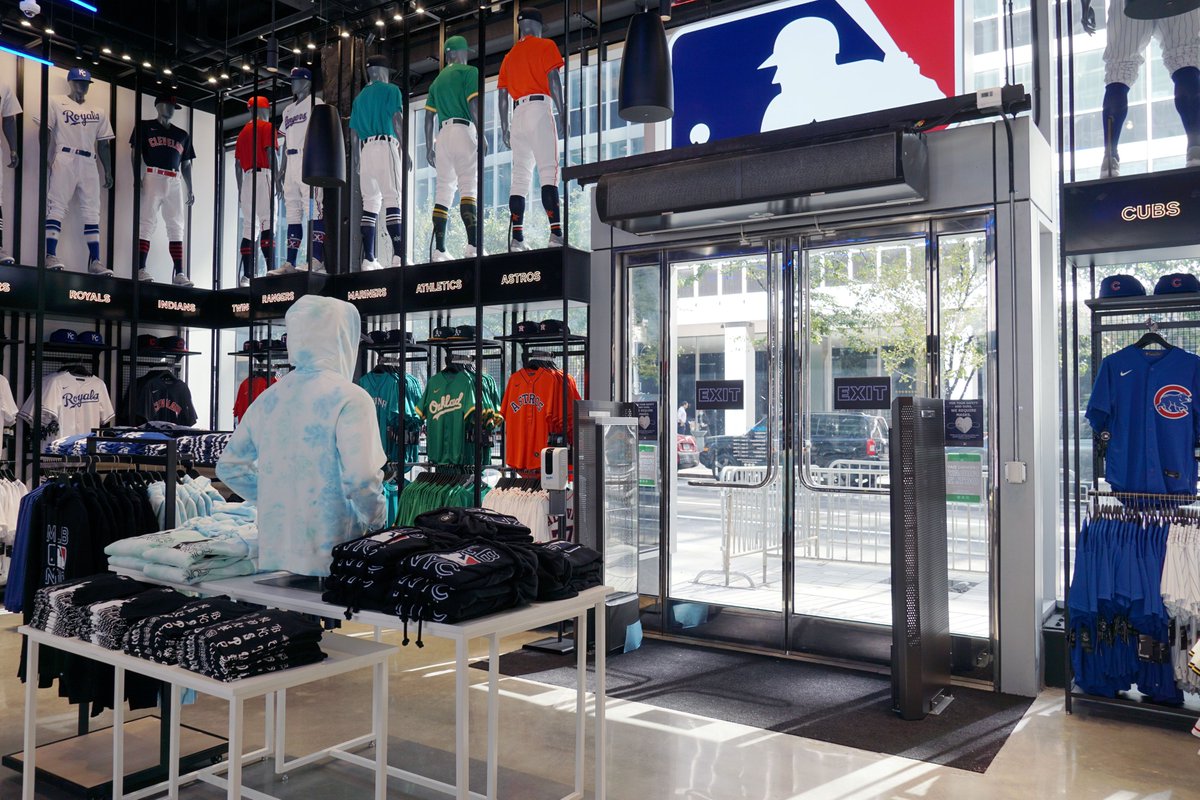 mlb retail store