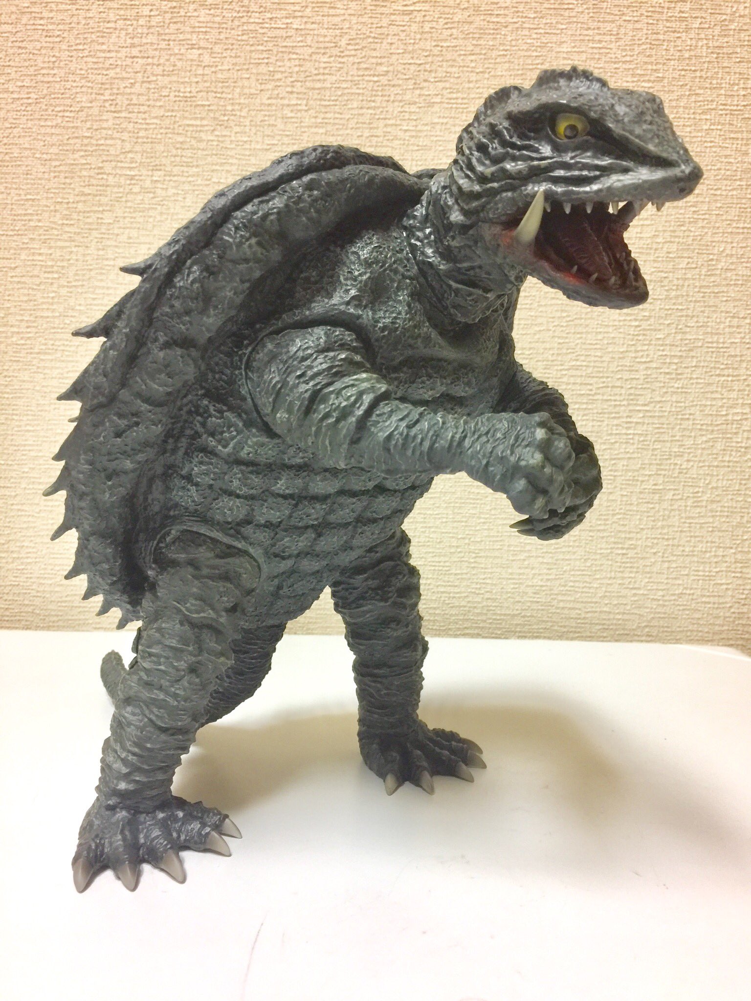 特別価格大映30cmシリーズ ガメラ1965 発光バージョン(電池切れ
