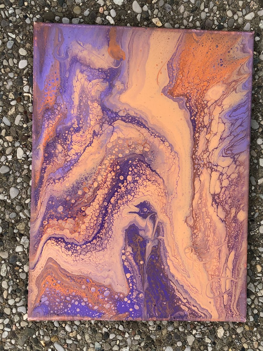 Quick reminder that all of these are still on the market😌
1. Lava Girl💗💜-16X20
2. Bee’s Nest🐝-18X24
3. Siren’s Call🌊-9X12
4. Sahara🔥-9X12