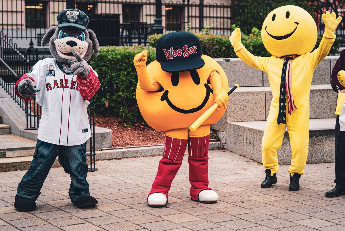 WooSox's tweet photo. The  WooSox mascot, Smiley Ball, was officially born on October 2, 2020, #WorldSmileyDay, thanks to Worcester's own Harvey Ball. 

We celebrated Smiley's day of birth with some of his new friends! https://t.co/JANQY5vnIb