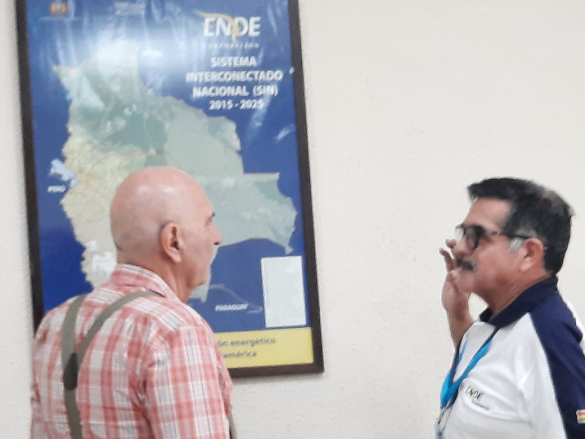 Trabajando con el presidente <a href="/ENDECORPORACION/">ENDE Corporación</a> <a href="/GuillauxJose/">Jose Kreidler Guillaux</a> informando proyectos de exportacion de energia.