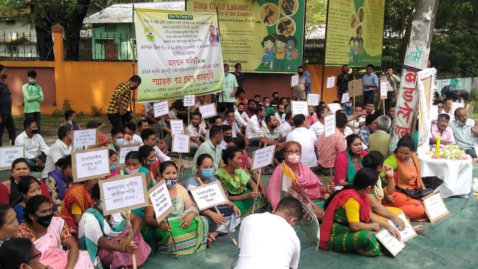 NijwmBo68134308's tweet photo. UPPL demands CBI investigation into multi-crore job card scam in BTC. It is reported that more than 600 crores have been siphoned off in the past years.
#UPPLAgainstCorruption 
#PMOfIndia 
#HimantaBiswaSarma 
#sorbandosonawal https://t.co/VFruFnp41Y
