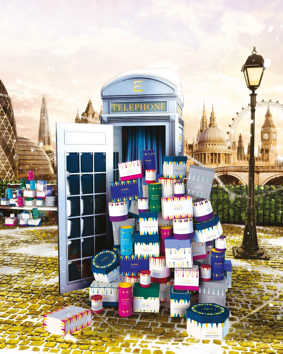 Christmas has arrived at Aqua Sana…🎄✨

Treat yourself or a loved one to a little bit of spa luxury this Christmas with an indulgent Elemis or Decléor gift box, available from our Boutique 🎁
Pop in on your next visit to Aqua Sana and check out the latest offers.