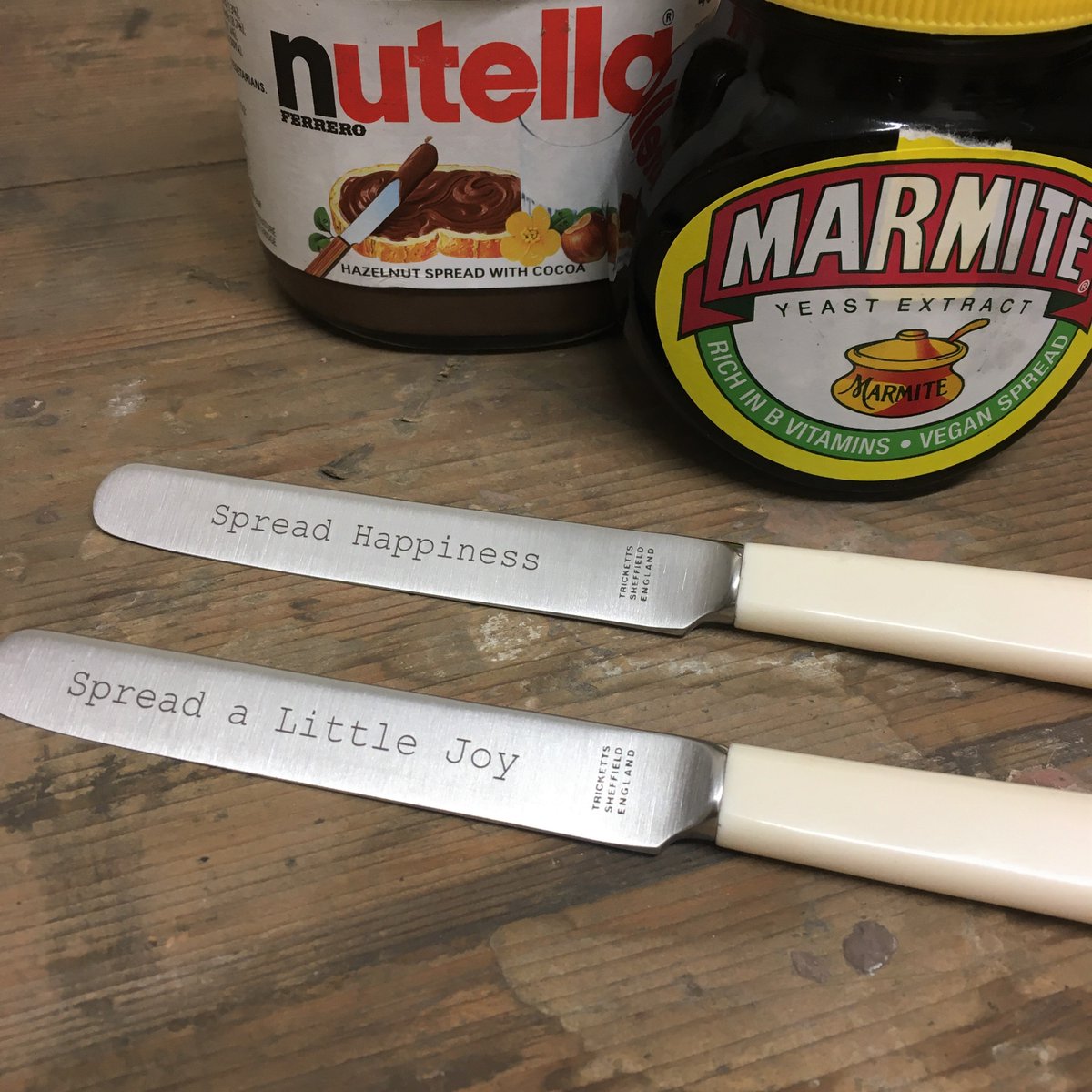 TrickettsSheff's tweet photo. How do you like your toast in the morning?
Our tea/butter knifes are perfect for bringing a little #happiness and #joy to your breakfast!
Get yours here: https://t.co/Pg6jVB9RNd
#trickettsofsheffield #knife #gift #spreadjoy #spreadhappiness https://t.co/eInQqfhQqQ