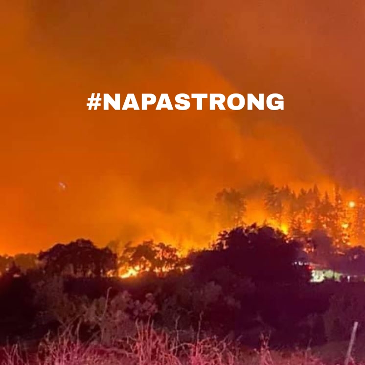 ASHNapa's tweet photo. As of this morning the #GlassFire is 6% contained with over 60k acres burned. With a number of wineries still fending off this ferocious beast of a fire one thing keeps coming through - We are in this together
#napastrong
Photo captured at @TitusVyds
#napafire #sthelenafire https://t.co/kTcZNnKvSq