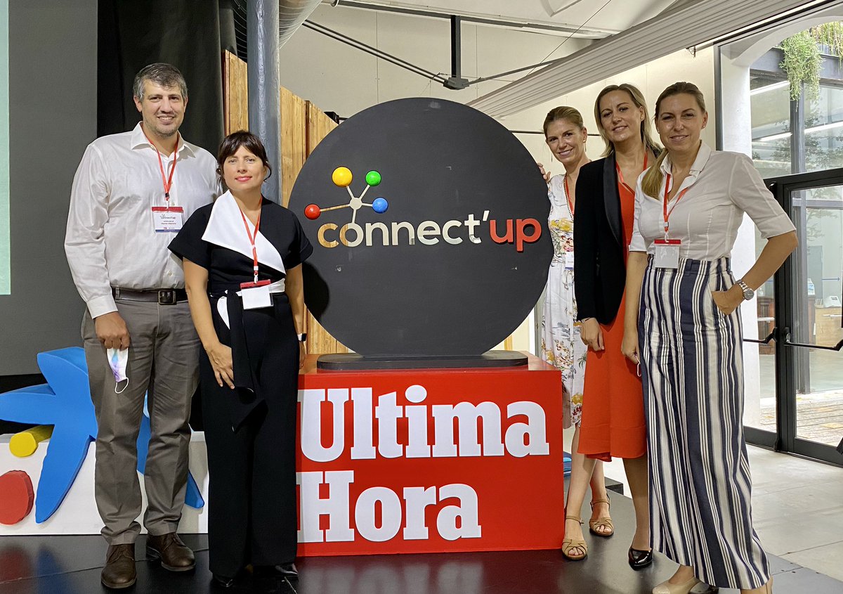 HelenaBennasar's tweet photo. Final @Connectup_es 😊 https://t.co/rvQhk8A4TP