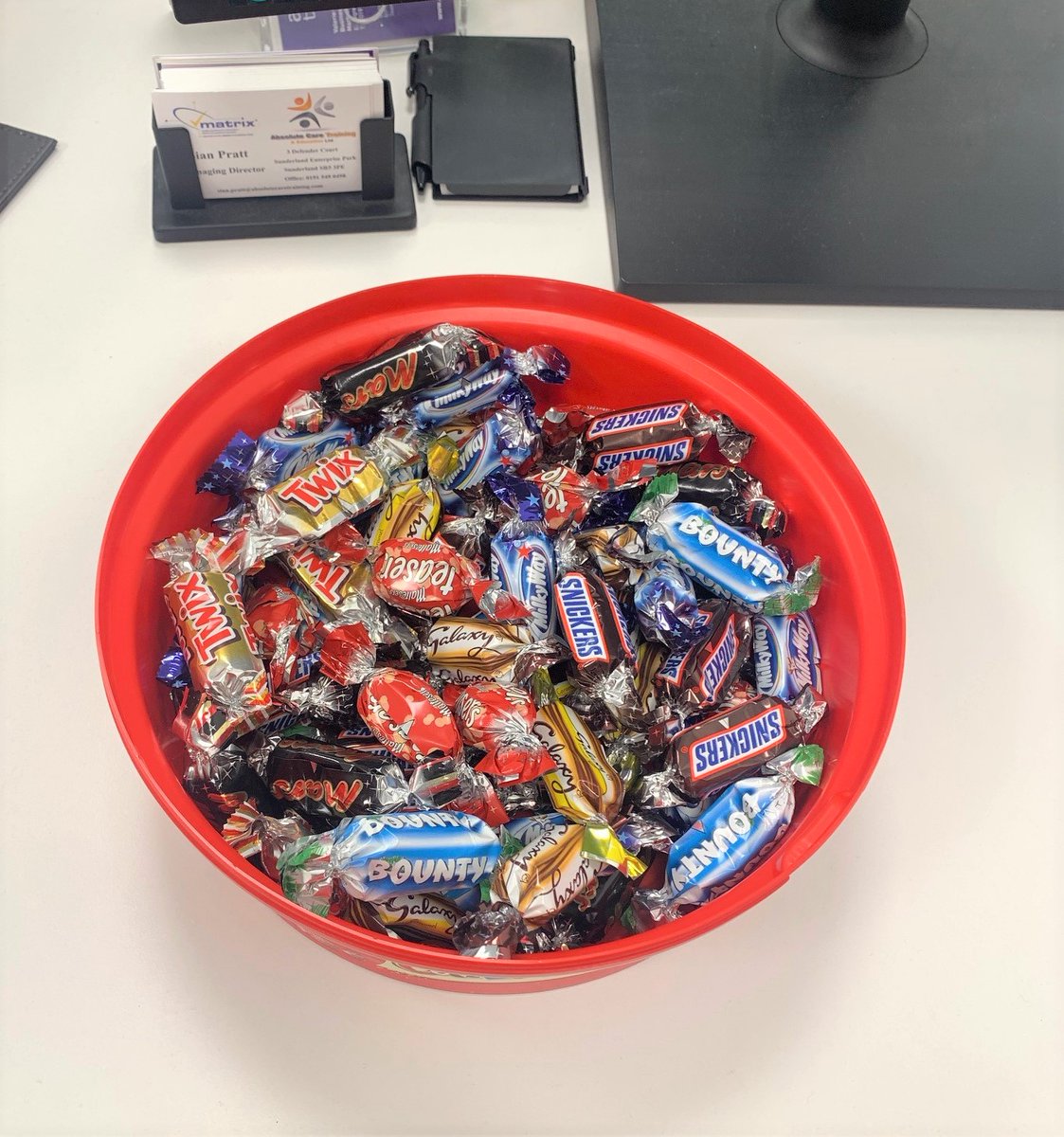 AbsoluteCareLtd's tweet photo. Well done to Wendy Moshangai on completing your Level 5 Apprenticeship in Leadership for Care! 🎉😊
And thank you so much for the celebrations, yum! https://t.co/tFosBoRfRT