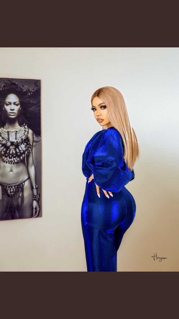 peaceogah2's tweet photo. See Beauty I love my queen I stan and restan#TheNengiEra https://t.co/MGXnGXAVFe