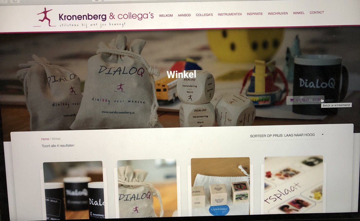 nardkronenberg's tweet image. NIEUWS:sinds 1 oktober is de WINKEL op website nardkronenberg.nl geopend.Met gepaste trots bied ik 4 eigen producten aan ter bevordering van contact en dialoog. Als jij jezelf, een ander of de wereld gunt om MET elkaar te praten, met nuance, juist nu, bezoek dan de site!