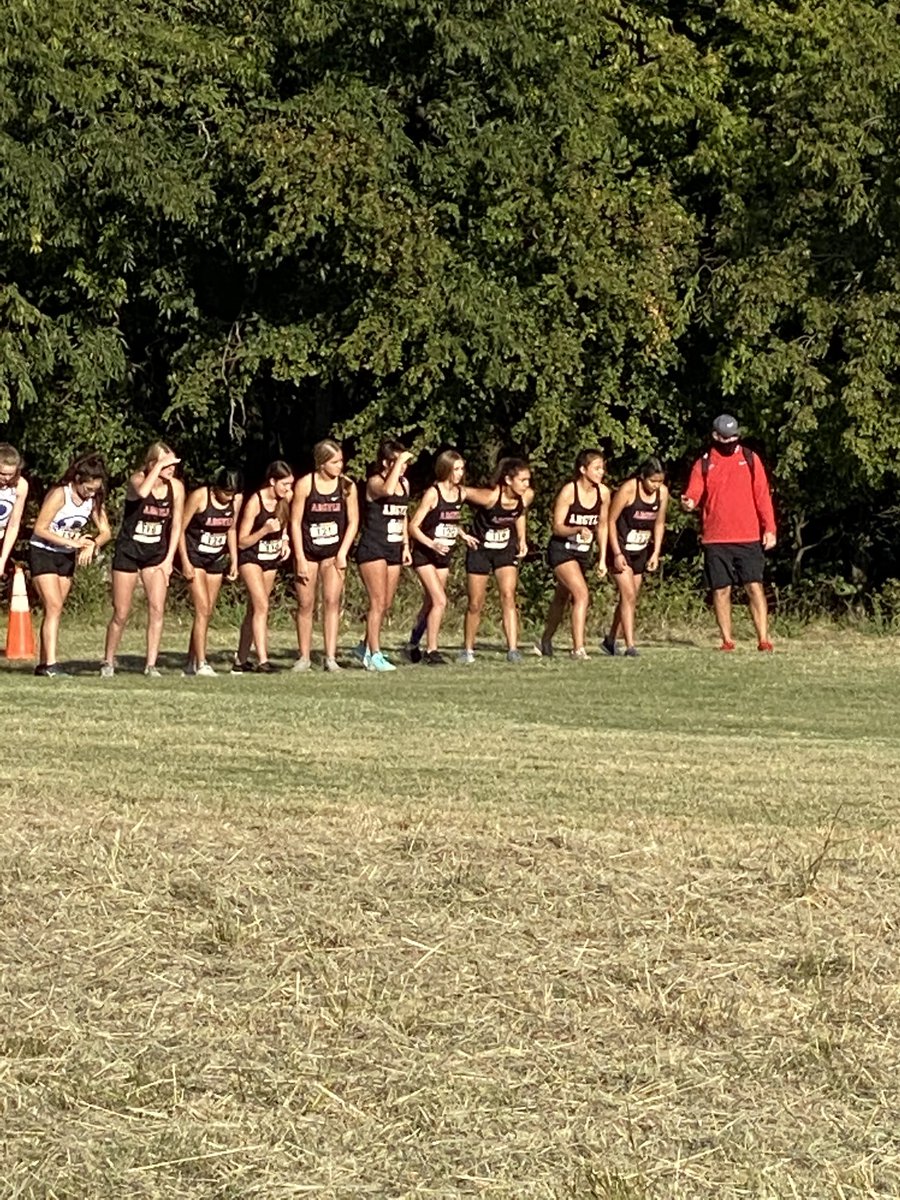 Coach_Martin85's tweet photo. Great preview of district course. VG Champions JVG Runner up. #ArgyleXC https://t.co/AzEs8oawKF