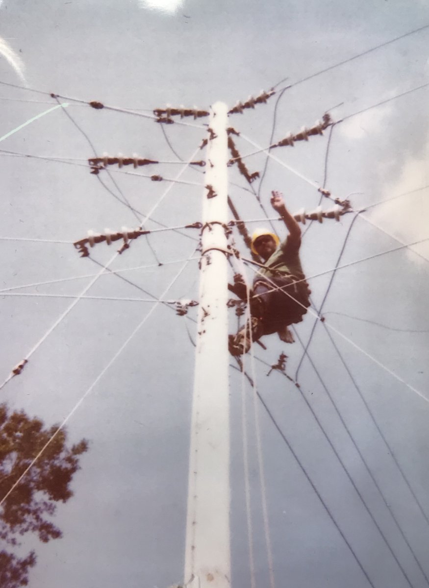 PGEC_Coop's tweet photo. It's a bird...it's a plane...it's Mike Pond!
Though you won't spot him high up on a utility pole anymore, Mike's familiar, friendly face has been a fixture at PGEC for the past 41 years. Get to know our superhero of a metering supervisor in October's Cooperative Living Magazine. https://t.co/sfRi5NrZaC