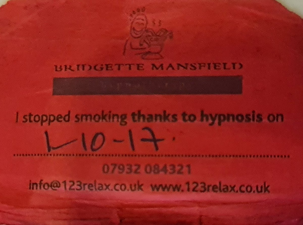 bandyslake's tweet photo. Huge thanks to @HypnoBridge for your help. I have been a non-smoker for 3 years. #StopSmoking #hypotherapy https://t.co/fb9JwyEVW0