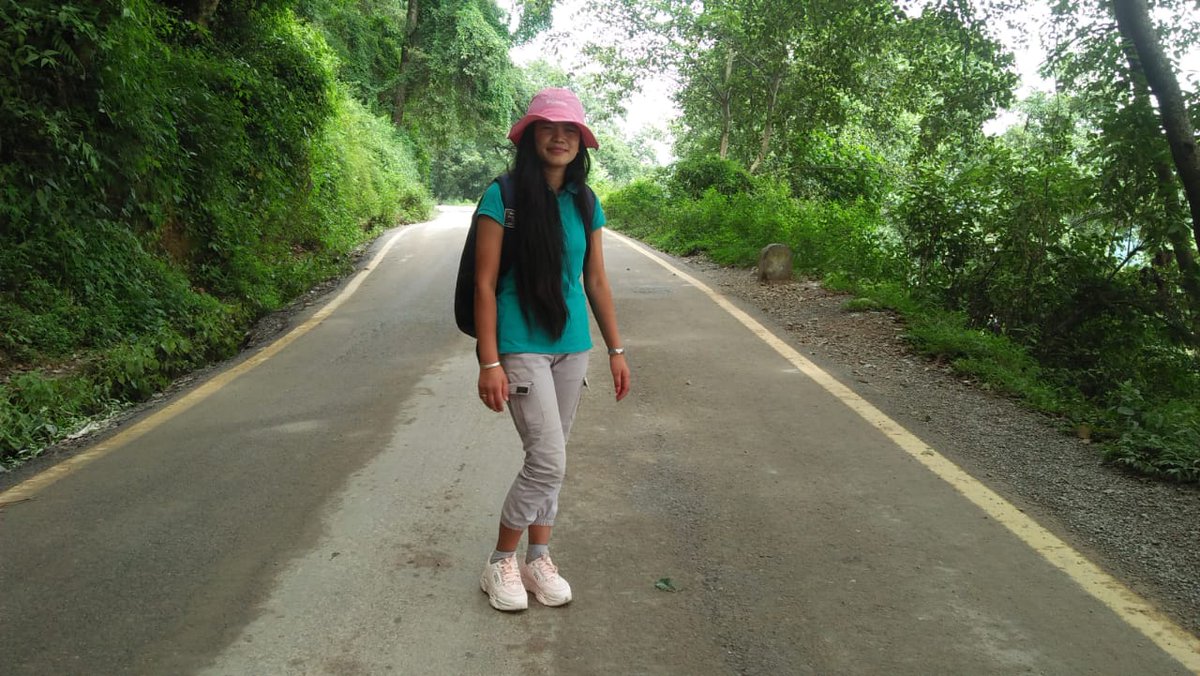 My mind  is giving me creative  ideas when  i desire  them.