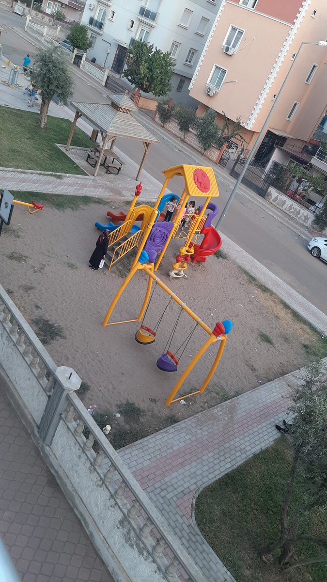 <a href="/kepezbelediyesi/">KEPEZ BELEDİYESİ</a> <a href="/HTutuncu/">Hakan TÜTÜNCÜ</a> <a href="/ANTALYABB/">ANTALYA BÜYÜKŞEHİR</a> <a href="/AntalyaValilik/">T.C. Antalya Valiliği</a> <a href="/akpartikepez/">AK Parti Kepez</a> <a href="/herkesicinCHP/">CHP 🇹🇷</a> <a href="/AkgencAntalya/">AK Gençlik Antalya</a> <a href="/BocekMuhittin/">Muhittin Böcek</a> 3155 sokaktaki parkin z3mini hala yapilmadi. Cocuklarimiz kedi ve kopek pisligi karistirmaya devam ediyor.