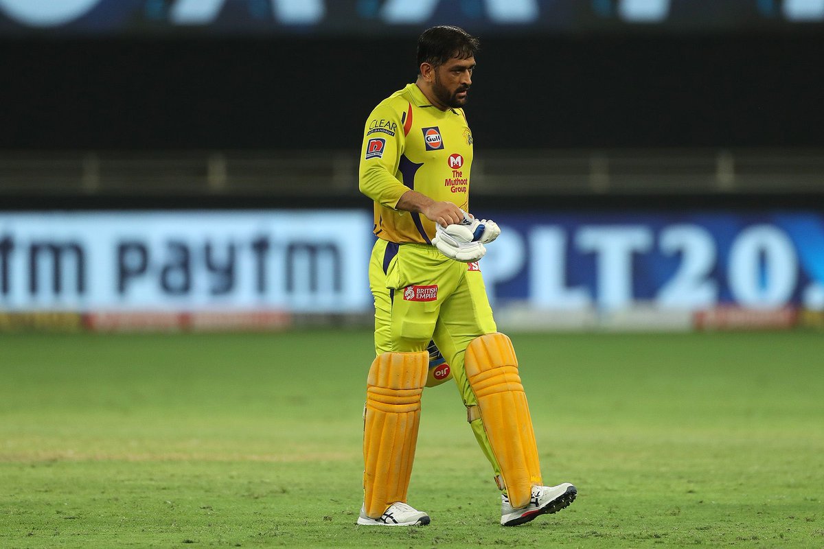 AkashPandya1324's tweet photo. #mahi
When we thought this year can't surprise us more,
Mahi got tired while running between the wickets💔😔

Dhoni❤💛❤ https://t.co/zFkEyaWNWR