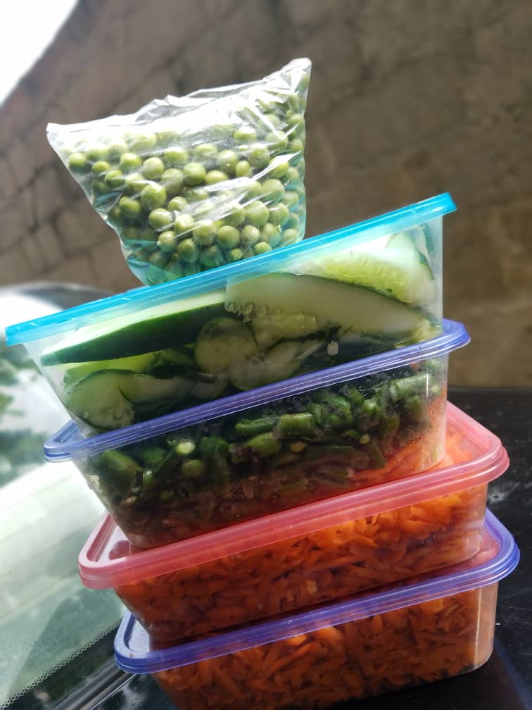 aeeshasulayman's tweet photo. Hello good people!! DM me for all your fresh vegetables and fruits. We also prep the veggies 😊😊 https://t.co/byclcDBaXX