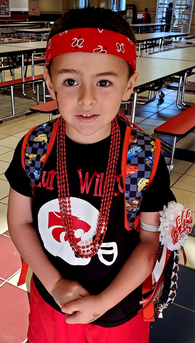 PWE_Splendora's tweet photo. Spirit Day at "The Woods"!  It's a great day to be a Wildcat!  We See Red!  #pwehoco #pweallgoodinthewoods #pwerocks #WeAreSplendora #iamawildcat https://t.co/lDRQVEZm2t