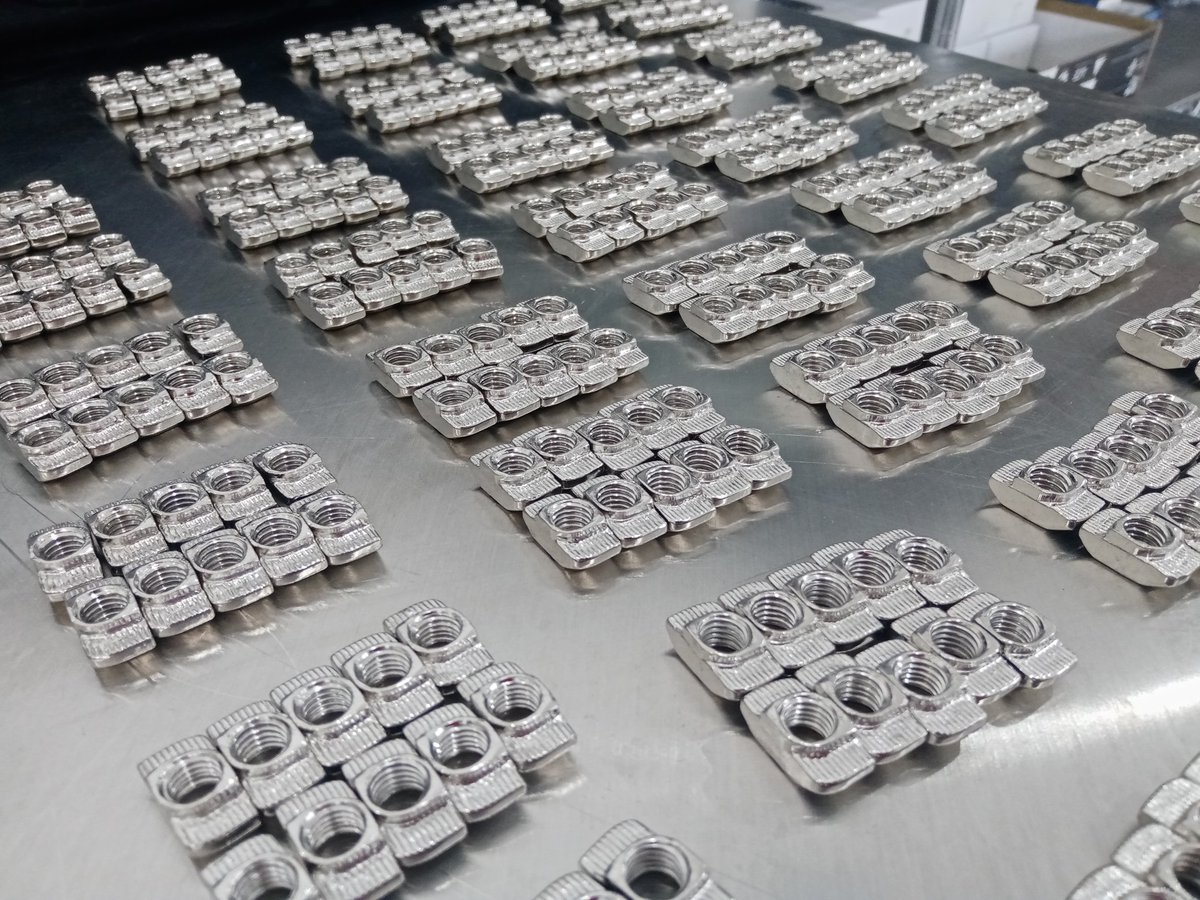 ALFA_TEC's tweet photo. TUERCAS‼️‼️

45 mm rosca M8 y M6
40 mm rosca M8 y M6
30 mm rosca M6
20 mm rosca M4 y M5

Cotiza tus tuercas hoy mismo👇👇
Email: octavio.vargas@alfa-tec.com.mx
WhatsApp: 899-413-95-92 https://t.co/EjGDz0ant0