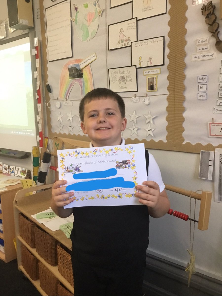MissHoward24's tweet photo. Da iawn to this little boy for his readiness to learn and being a great role model for his peers!! 🌟 @5tAndrews @sapsyear3 #staroftheweek #3MH https://t.co/KJJD5pTRRz