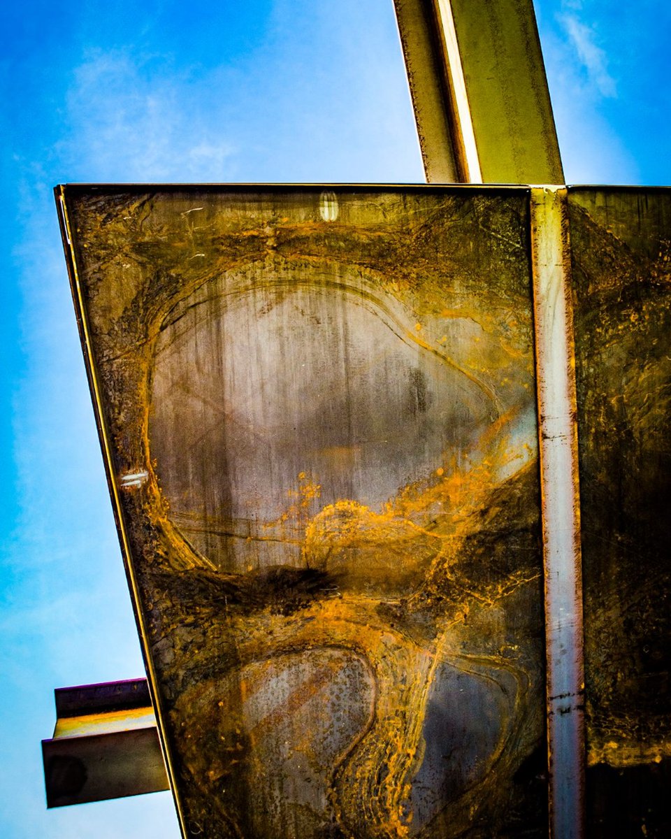 CityofPhoenixAZ's tweet photo. Today is day 2 of our #31daysofPHX. This is our way of showcasing the best views of the nation's 5th largest city. Can you guess where this photo was taken at South Mountain Park?
#PHX #Phoenix #AbstractArt #PublicArt #Parks #Artist #Guess #FindPhoenixFriday https://t.co/eajpXi1QZS