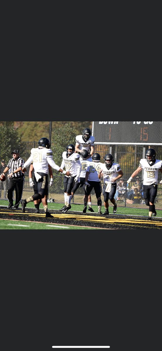 _CameronJ32_'s tweet photo. Blessed and Honored to receive my first offer from Ferrum College🎩🎩 @Coach_Mac22 @jmac14244 @coachcadamsFC @FerrumFootball @CoachJDShaw #BAM https://t.co/mxkbRkIXu1