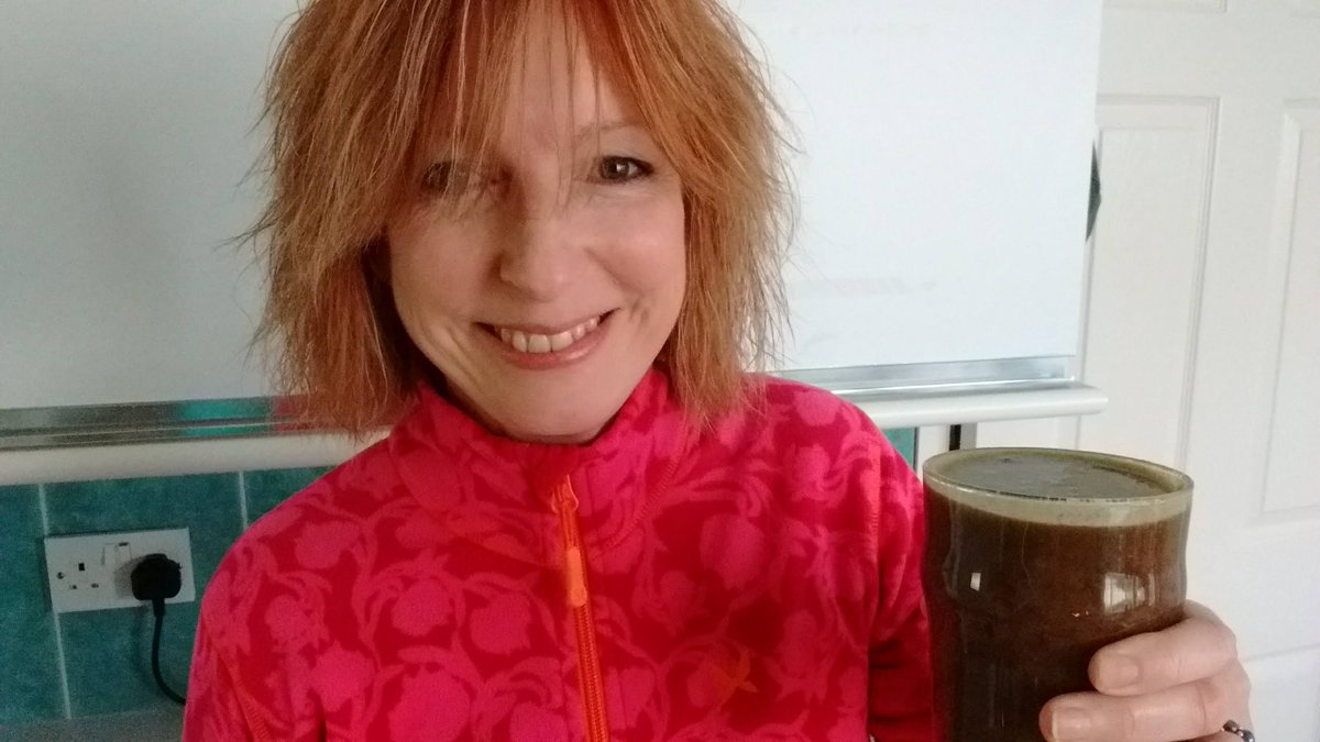 You know those #Instagram photos of beautiful and tantalizing food and drink? Well, this is my fruit and veg #smoothie which doesn’t look quite as appealing. I mean, the last time I saw something like this I was walking through a farm yard! 😬😁
facebook.com/groups/BethFoo…
#nutrition