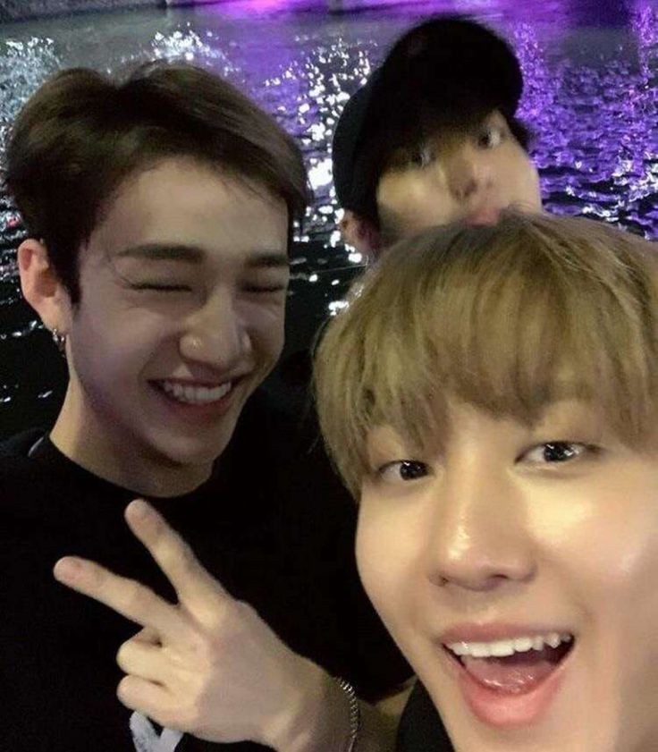 BangChan and 3racha !!  #HappyBangChanDay  #우리의_천리방_찬아_생일축하해  #OurHavenBangChan @Stray_Kids