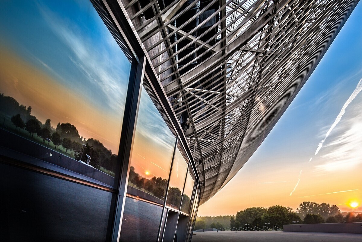 vGazza's tweet photo. Small and Midsize Businesses jump into #HPC and #AI in #HybridCloud https://t.co/HDPyM8y2Gk via @CIOonline @DellTech #GetModern #MakeAIReal #Ready4AI #Iwork4Dell https://t.co/H7ZjMGOtHd
