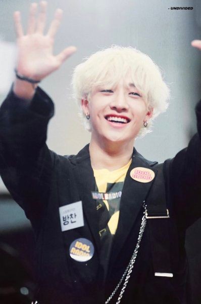 BangChan smiles !! #HappyBangChanDay #우리의_천리방_찬아_생일축하해 #OurHavenBangChan @Stray_Kids