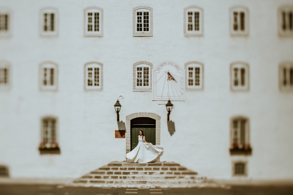 Elisabethb_eb's tweet photo. La cour du Vieux-Séminaire de Québec : un INCONTOURNABLE pour votre session de photos de mariage!

Photo : @francisfraioli
Lieu : Cour du Vieux-Séminaire de Québec

#elisabethb #eb #weddingplanner #wedding #mariage #mariagequebec #quebecwedding #vieuxseminairedequebec https://t.co/DBQr3uO6wt