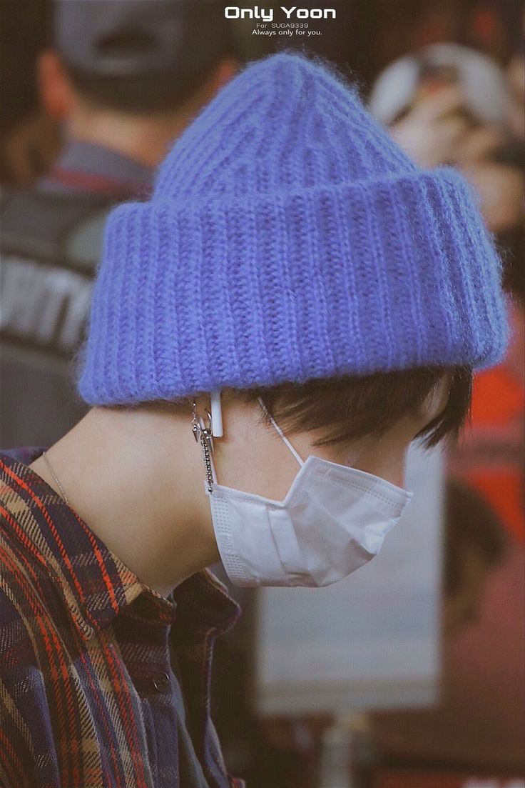 ꒰ yoongi in beanies; a soft thread ꒱