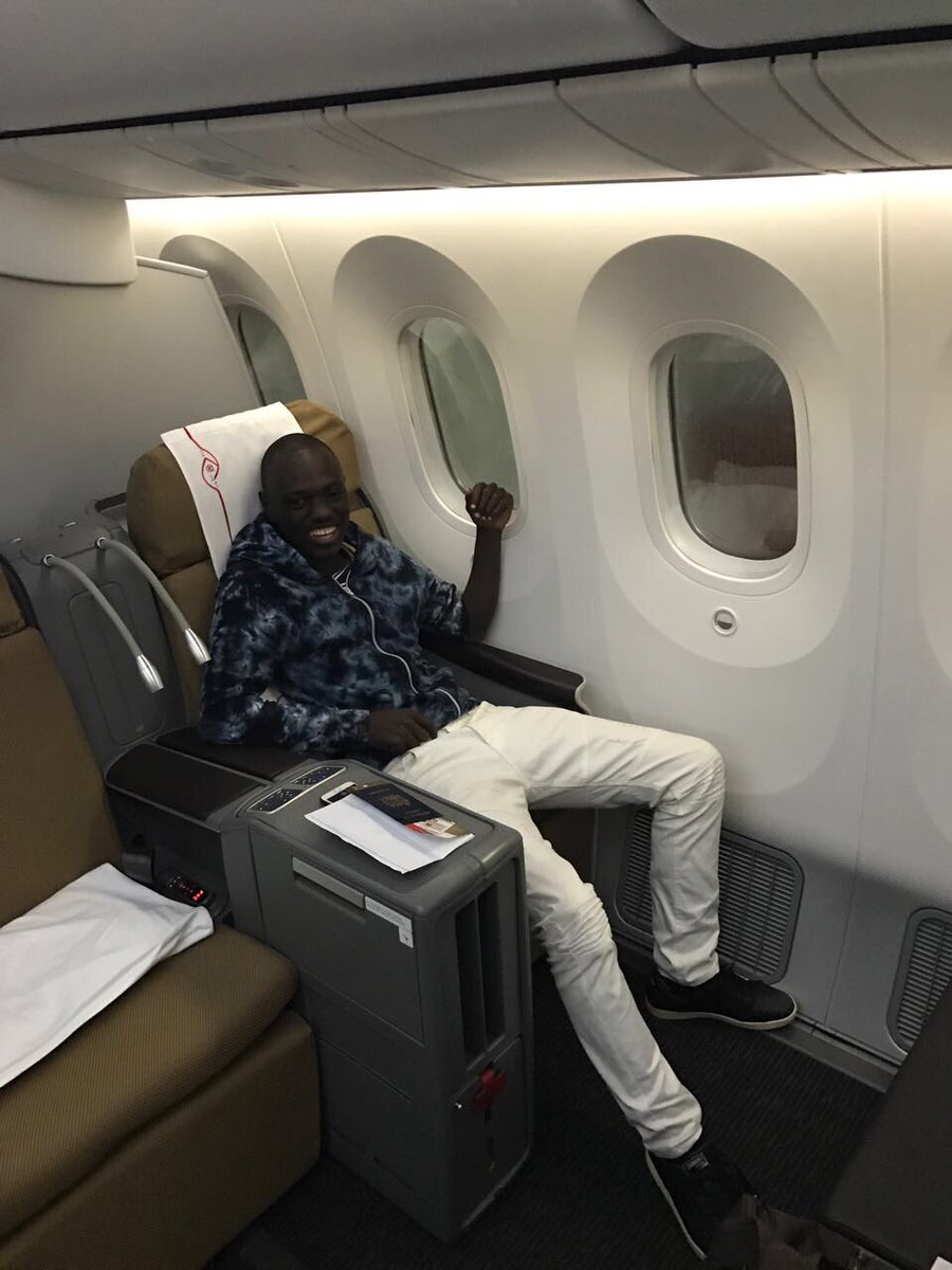 eddiebutita's tweet image. Wacheni nifike hapa London Kidogo