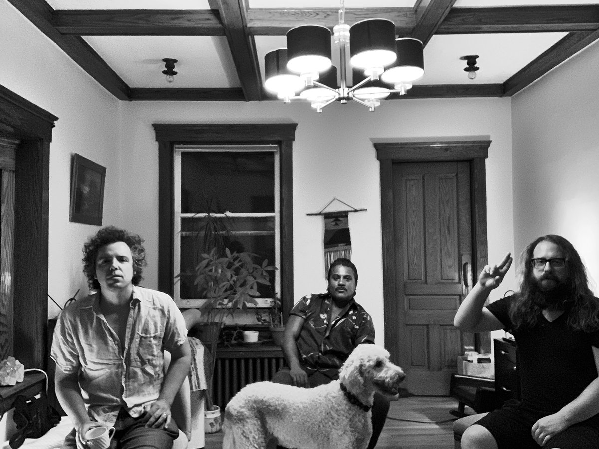 MadOnesBand's tweet photo. "Run On You" available now! https://t.co/6wnzFzq6Qk #newstuff #run #toronto #madones #FortuneStellarRecords #Runonyou #Runonme #Words2020 #WordOfTheDay https://t.co/IuMAOutIv4